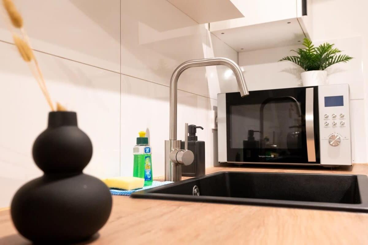 Hamburg City Apartment For 5 Εξωτερικό φωτογραφία